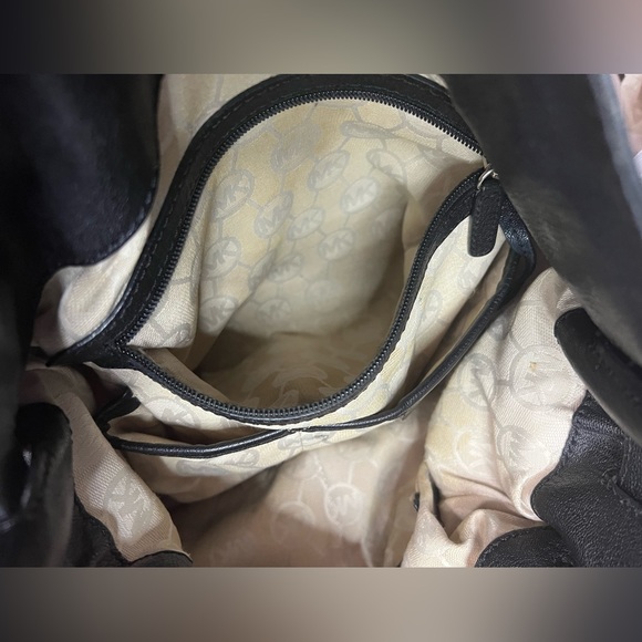 Micheal Kors Hamilton Tote/Satchel Navy W/Silver Hardware - Picture 16 of 16